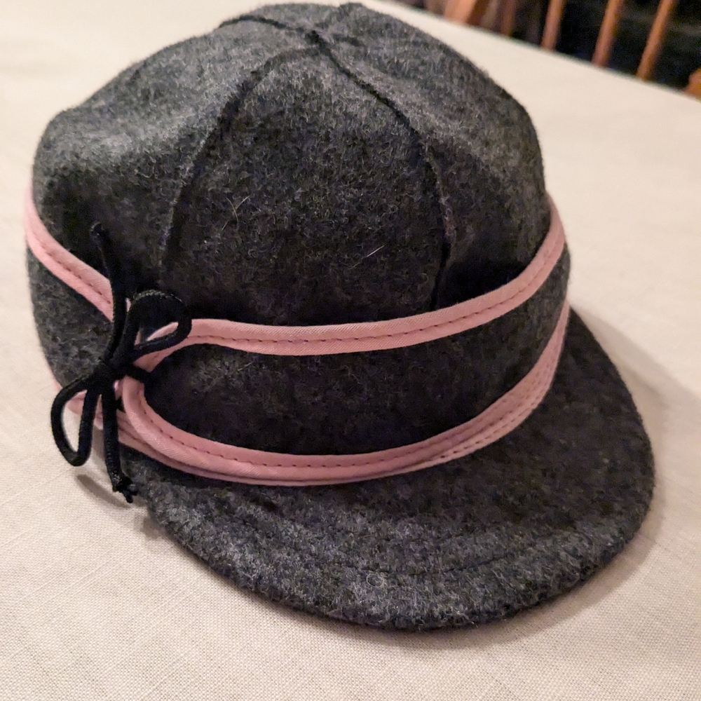 Lil' Stormy Kromer (Stylish Gray Cap with Pink Trim)
